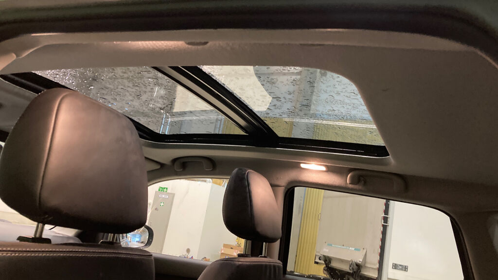 Suzuki Vitara 2022 Harmaa