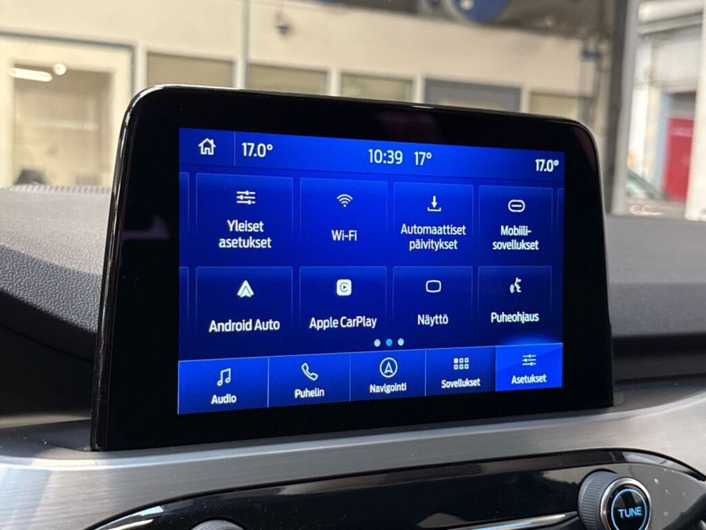 Ford Kuga 2023 Punainen