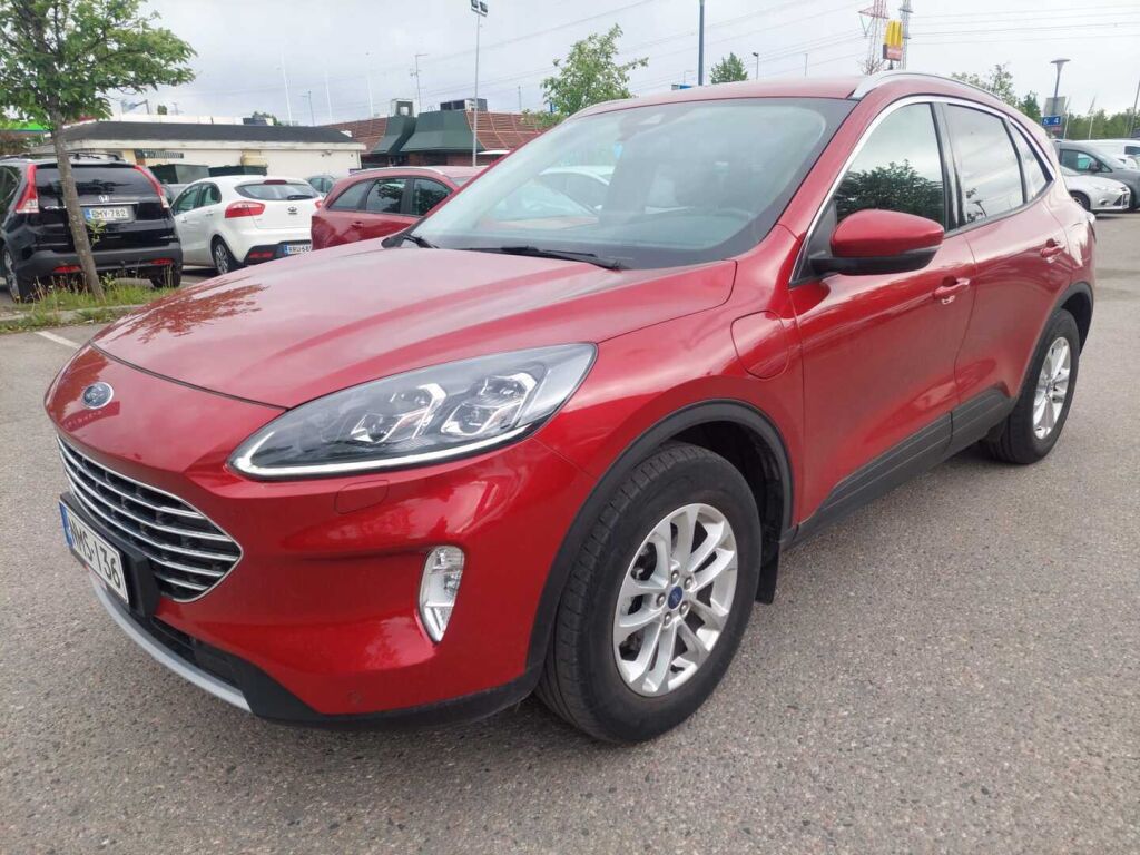 Ford Kuga 2023 Punainen