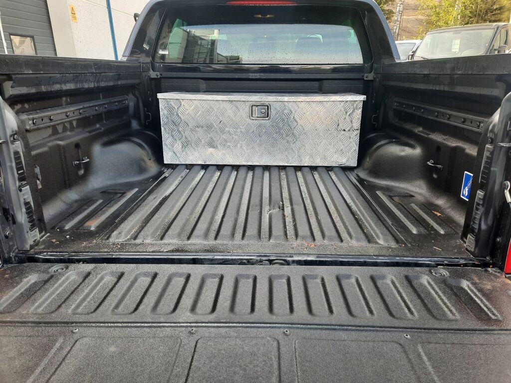 Ford Ranger 2023 Musta