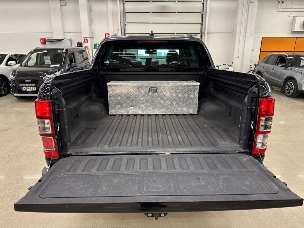 Ford Ranger 2023 Musta