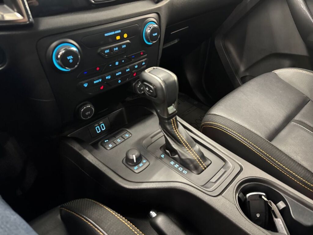 Ford Ranger 2023 Musta