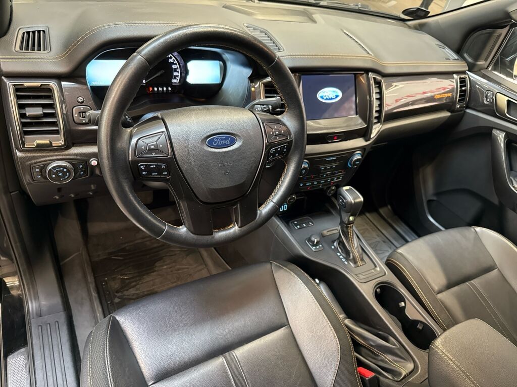 Ford Ranger 2022 Musta