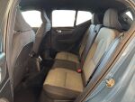 Volvo XC40 2023 Metallinhohto Sininen (FJORD BLUE)