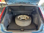 Volvo XC40 2023 Metallinhohto Sininen (FJORD BLUE)