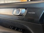 Volvo XC40 2023 Metallinhohto Sininen (FJORD BLUE)