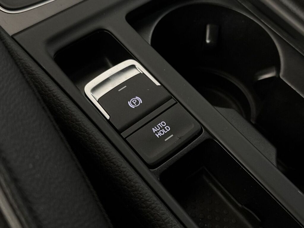 Volkswagen Golf 2017 Vihreä