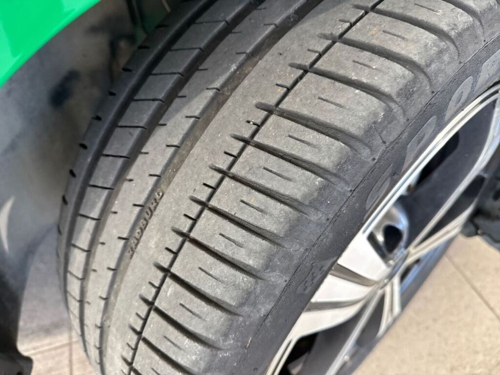 Volkswagen Golf 2017 Vihreä
