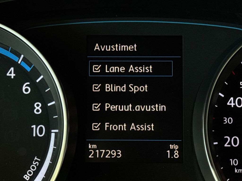 Volkswagen Golf 2017 Vihreä