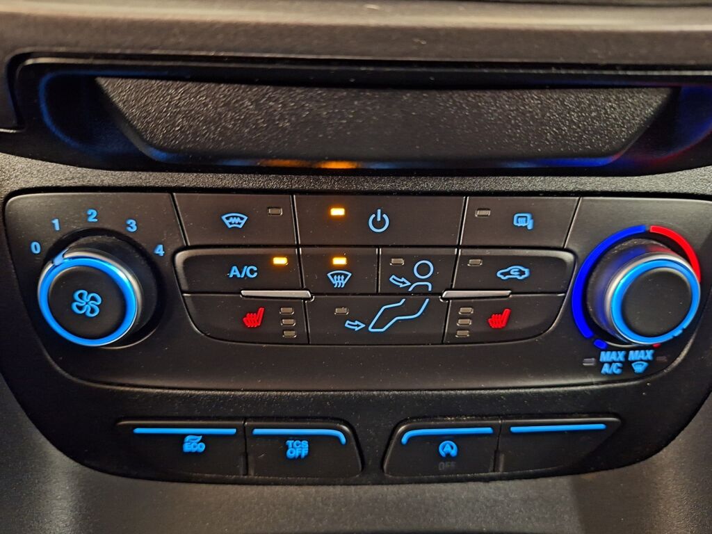 Ford Transit Connect 2023 Valkoinen