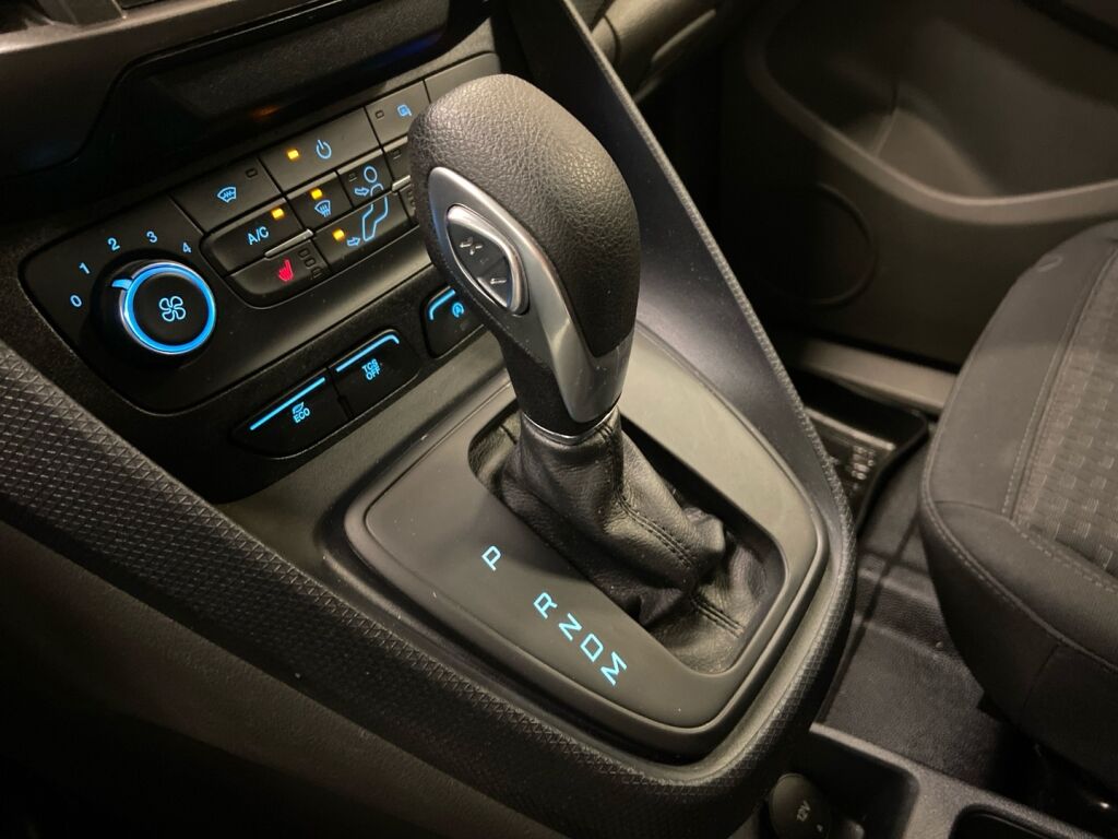 Ford Transit Connect 2023 Valkoinen