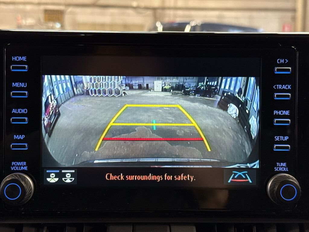 Toyota RAV4 2022 Musta