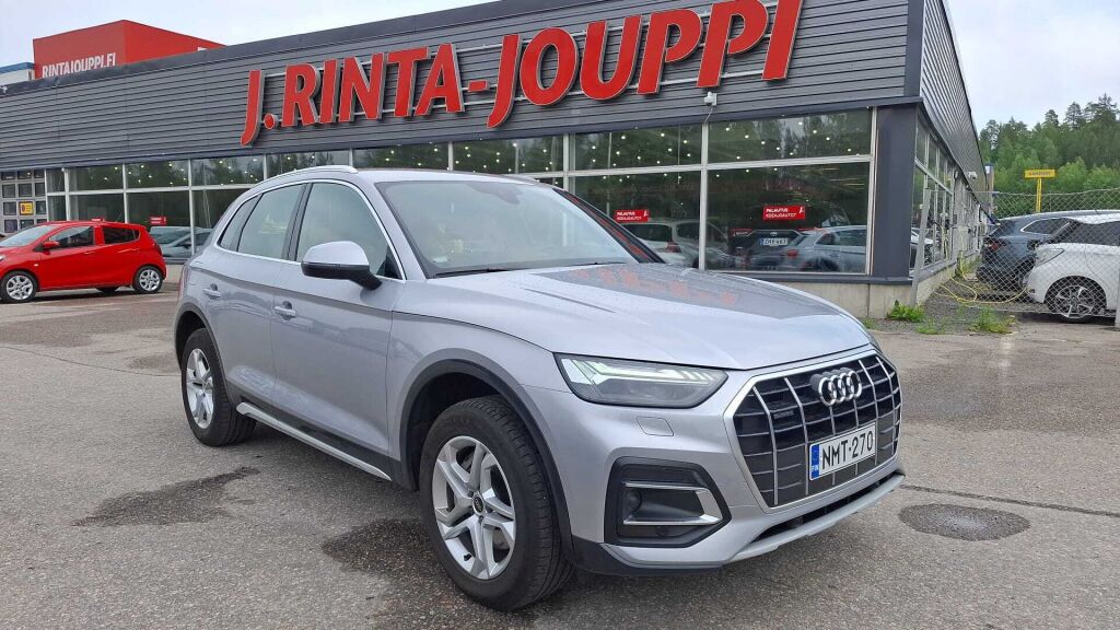 Audi Q5 2023 Harmaa