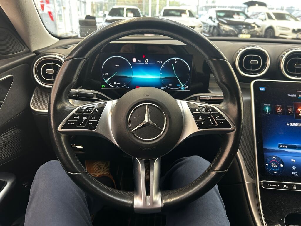 Mercedes-Benz C 2022 Valkoinen
