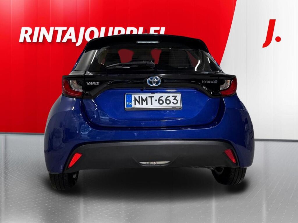 Toyota Yaris 2023 Sininen