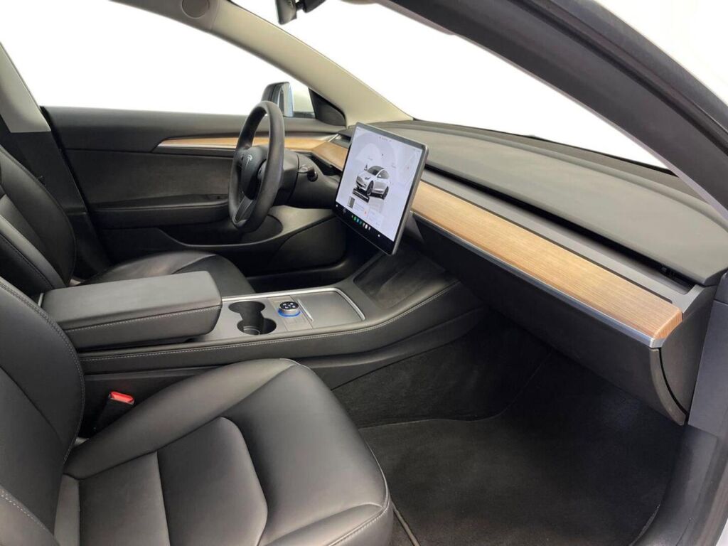 Tesla Model 3 2022 Valkoinen