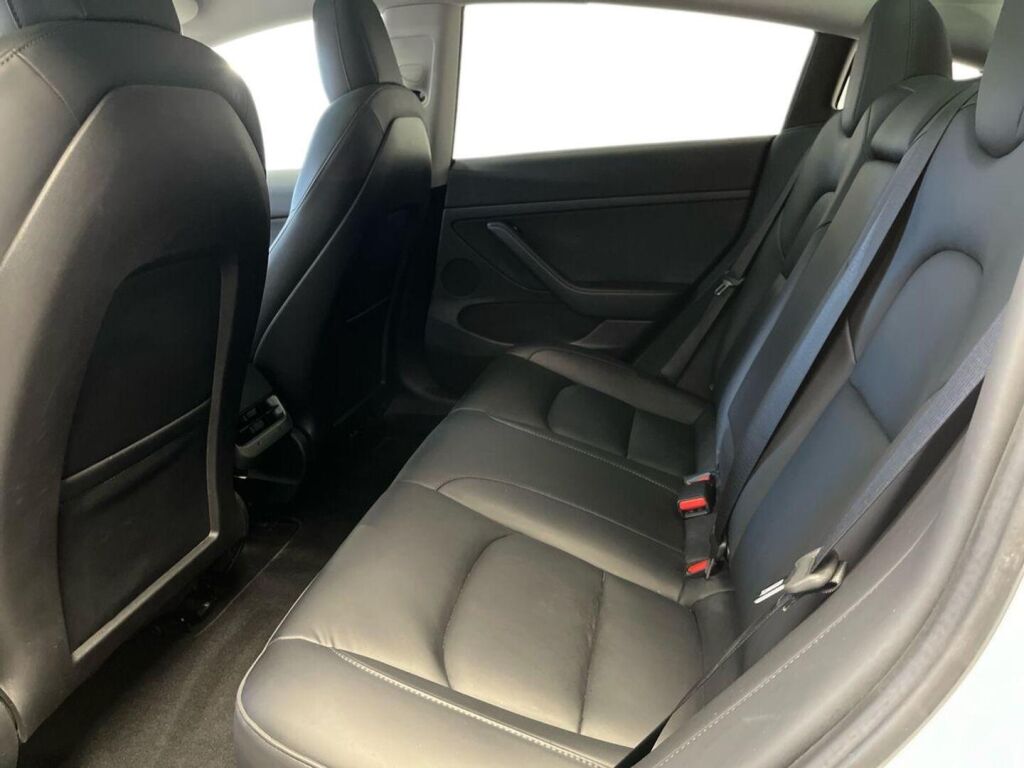 Tesla Model 3 2022 Valkoinen