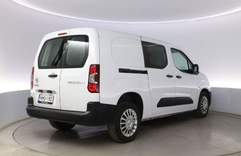 Toyota Proace CITY 2023 Valkoinen