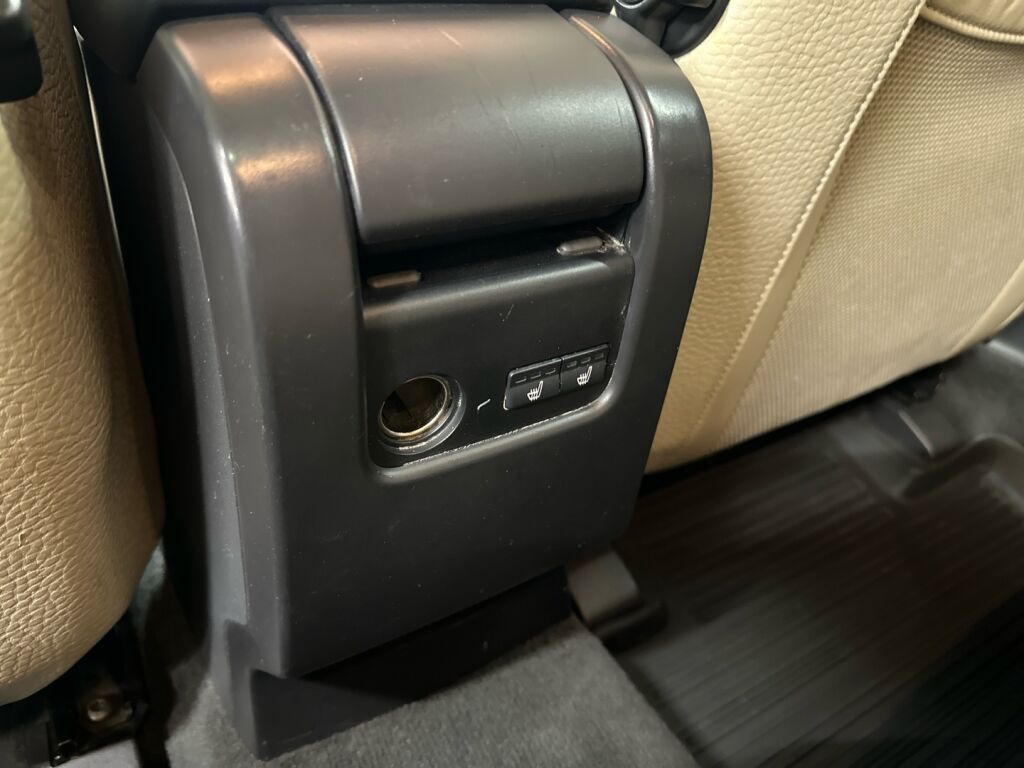 Volvo XC60 2012 Valkoinen