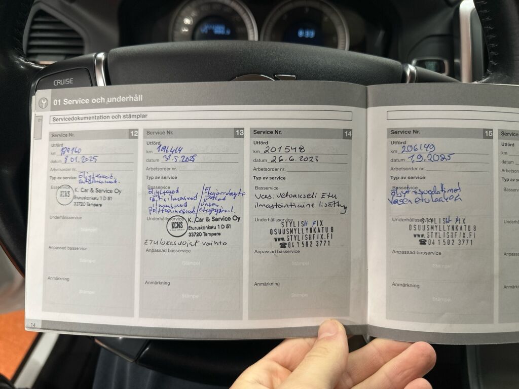 Volvo XC60 2012 Valkoinen