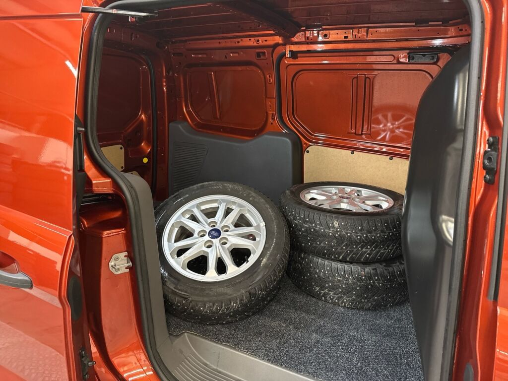 Ford Transit Connect 2023 Punainen