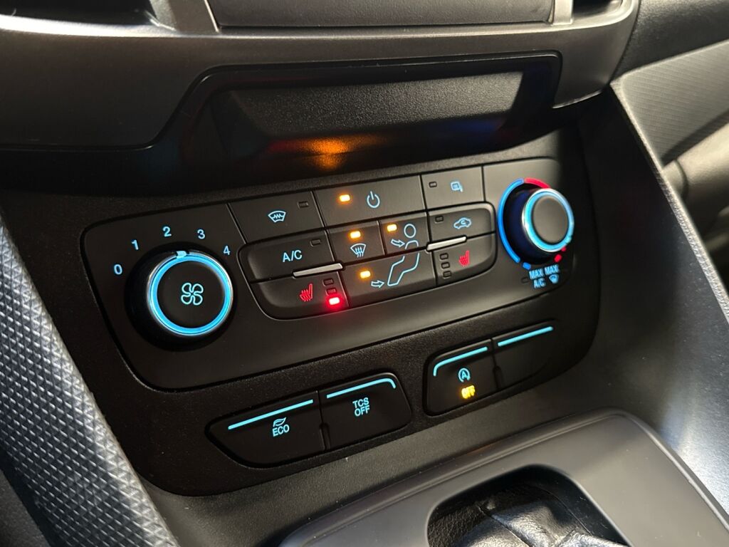 Ford Transit Connect 2023 Punainen