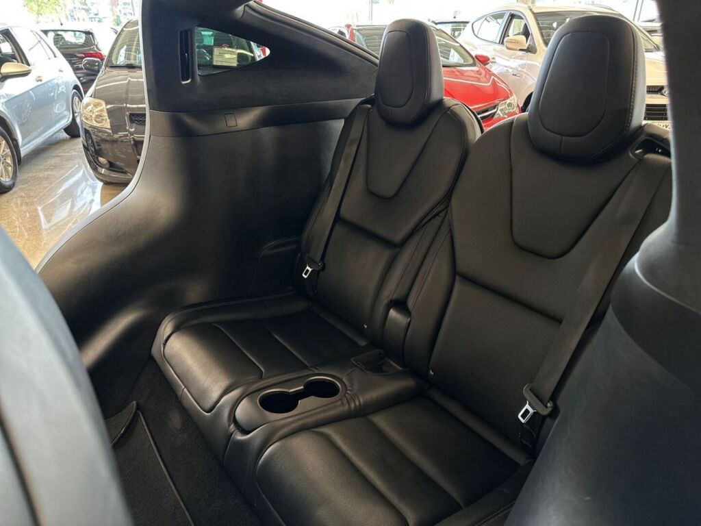 Tesla Model X 2018 Musta
