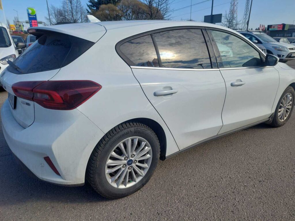 Ford Focus 2023 FROZEN WHITE