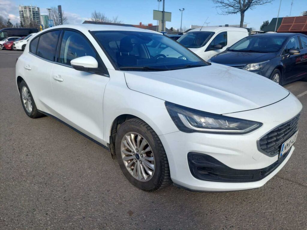 Ford Focus 2023 FROZEN WHITE