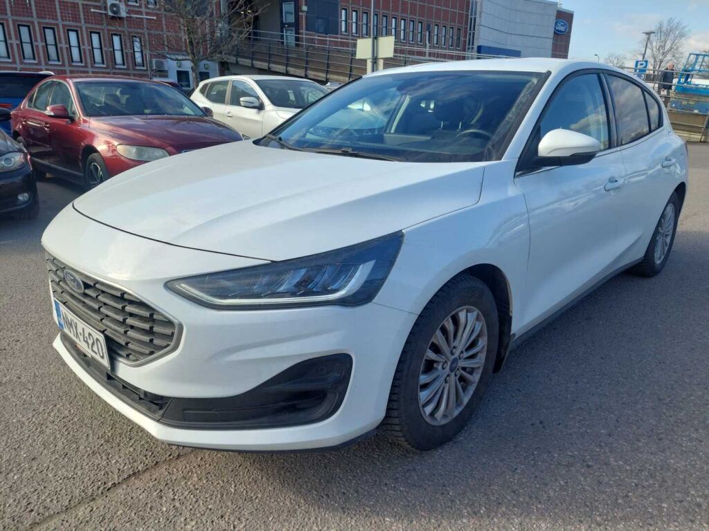 Ford Focus 2023 FROZEN WHITE