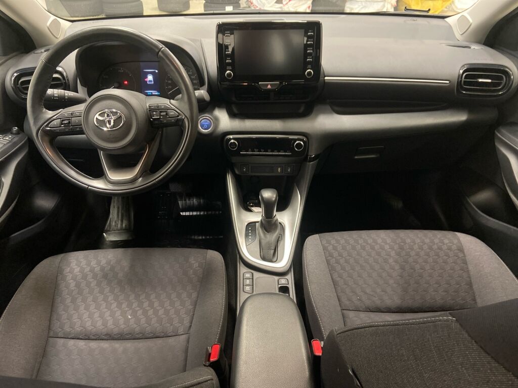 Toyota Yaris 2022 Valkoinen