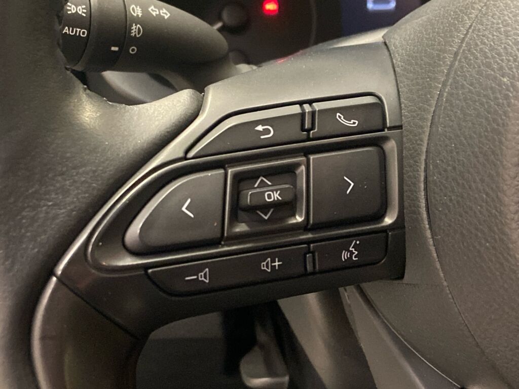 Toyota Yaris 2022 Valkoinen