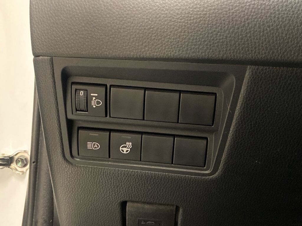 Toyota Yaris 2022 Valkoinen