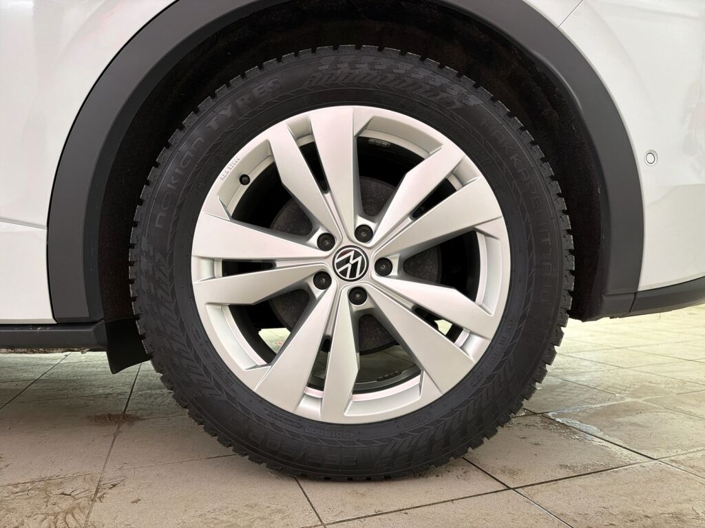 Volkswagen ID.5 2023 Valkoinen