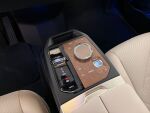 BMW iX 2023 Musta