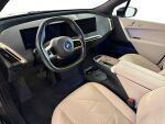 BMW iX 2023 Musta