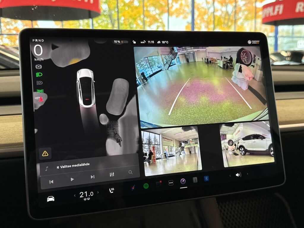 Tesla Model Y 2023 Valkoinen