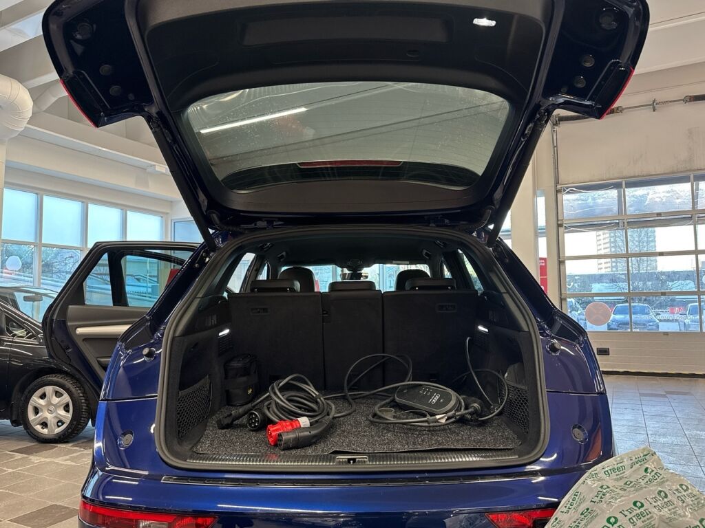 Audi Q5 2020 Sininen