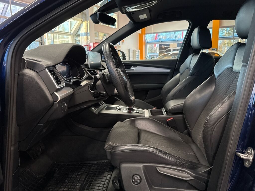 Audi Q5 2020 Sininen
