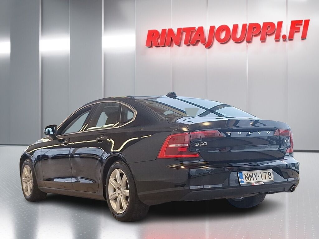 Volvo S90 2018 Musta