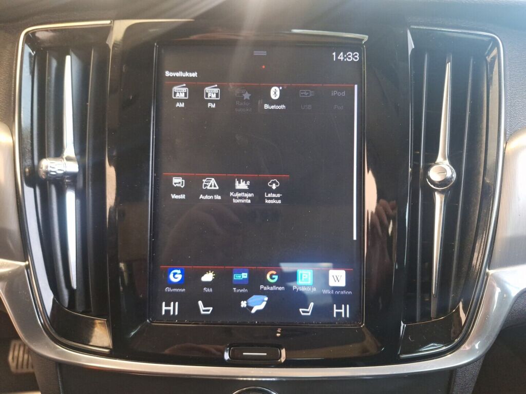 Volvo S90 2018 Musta