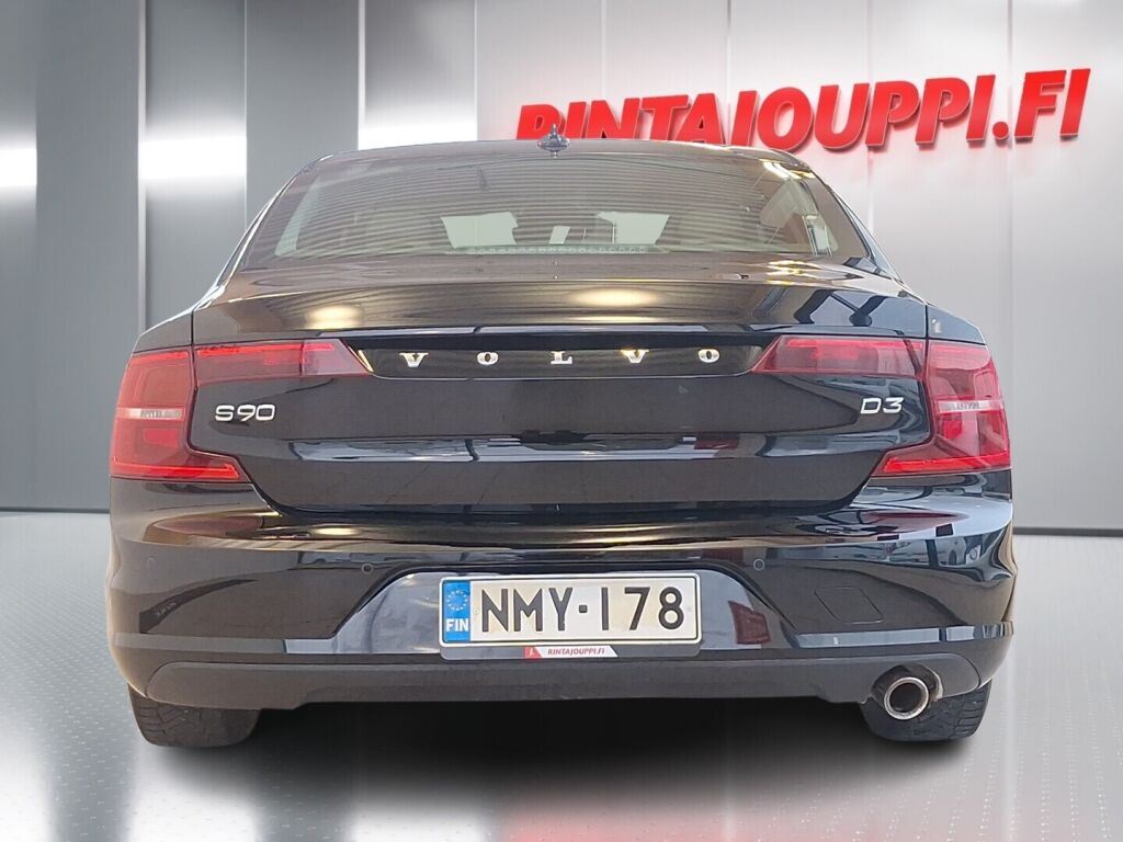 Volvo S90 2018 Musta