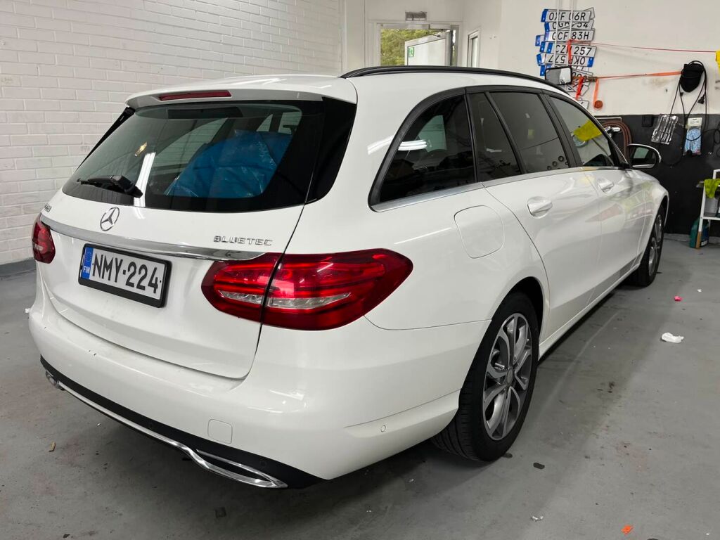 Mercedes-Benz C 2014 Valkoinen