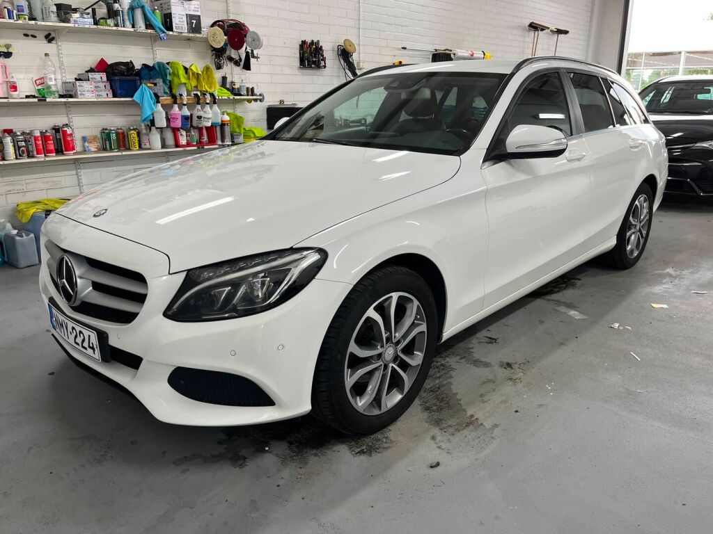 Mercedes-Benz C 2014 Valkoinen