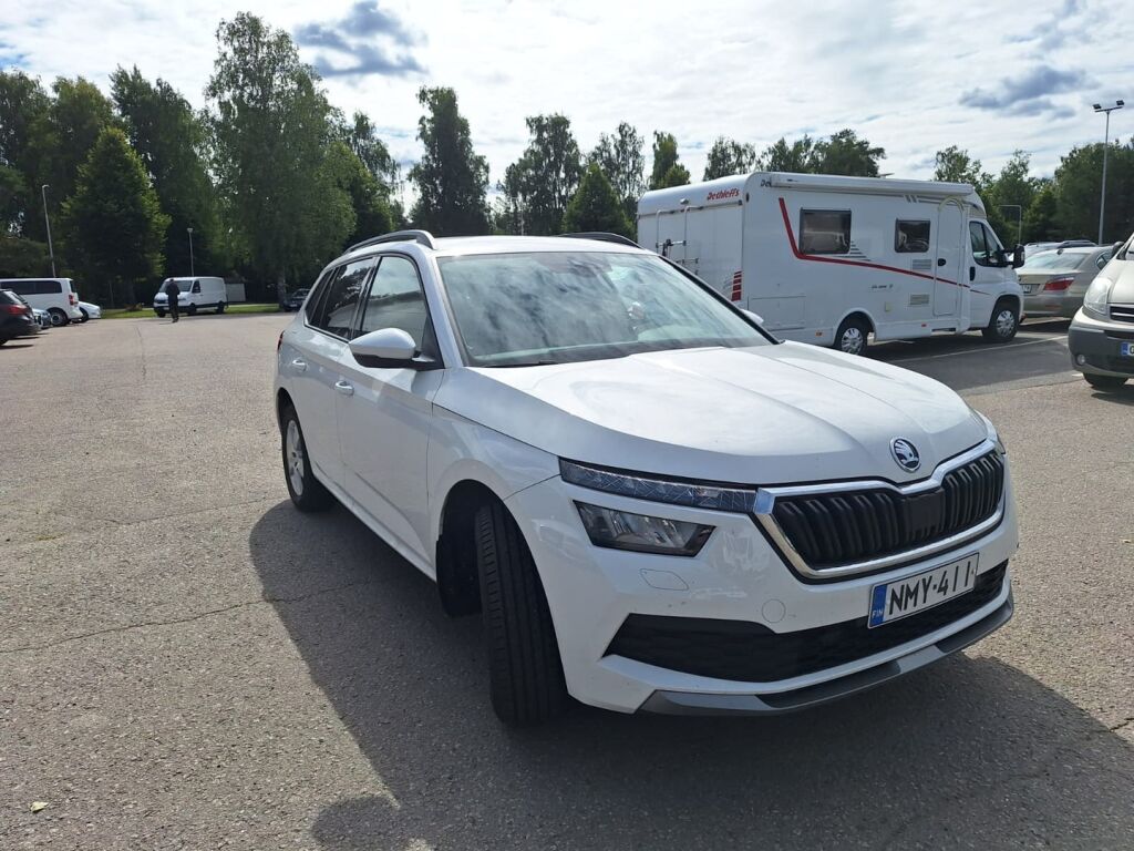 Skoda Kamiq 2022 Valkoinen