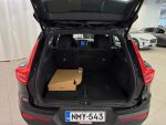 Volvo XC40 2023 Musta