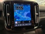 Volvo XC40 2023 Musta