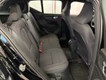 Volvo XC40 2023 Musta