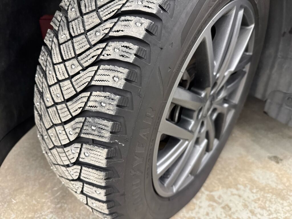 Hyundai Tucson 2023 Punainen