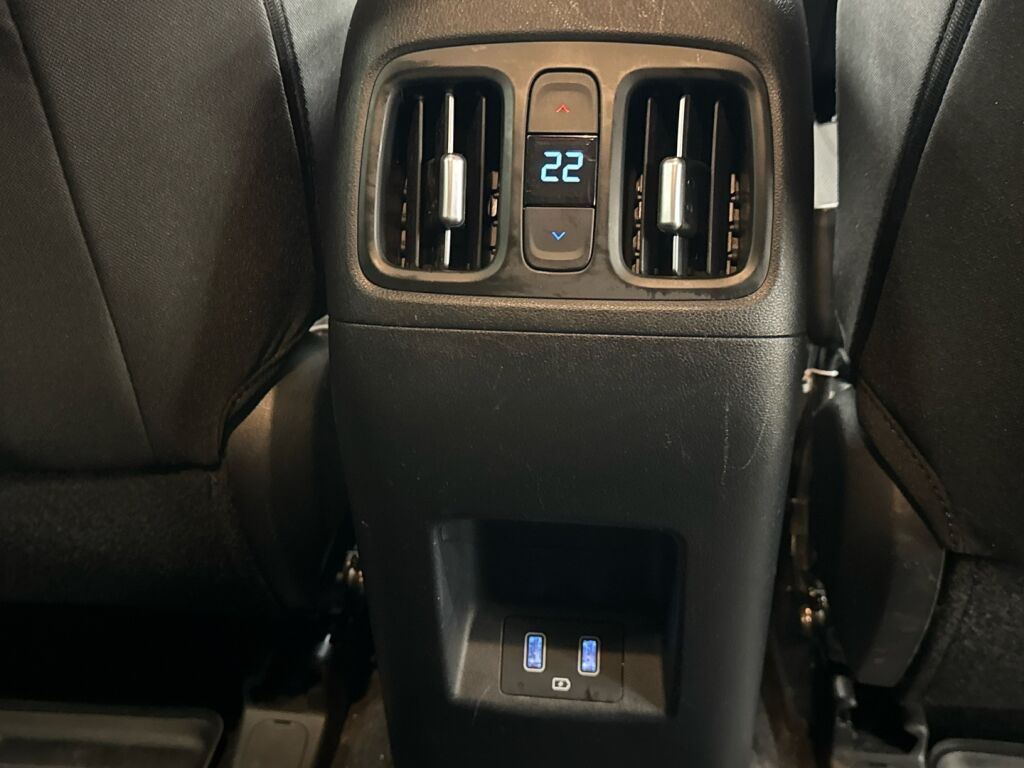 Hyundai Tucson 2023 Punainen